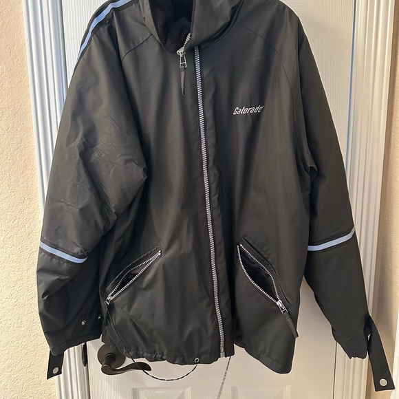 Columbia Black and Blue Men's Windbreaker - Picture 1 of 7